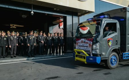 Polda Jatim Kirim Bantuan Kemanusiaan ke NTT, Siapkan Dapur Lapangan hingga Tim Trauma Healing